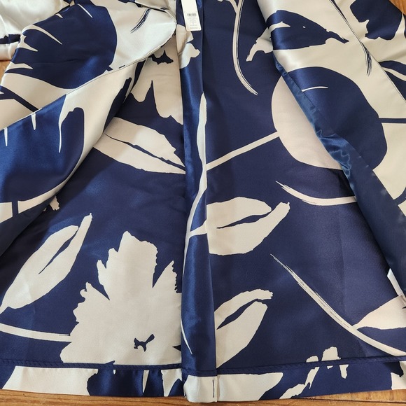 Chicos NWT Travelers Jacquard Floral Jacket Blue Casa Sz 1 M $189 Holiday Party - Picture 10 of 16